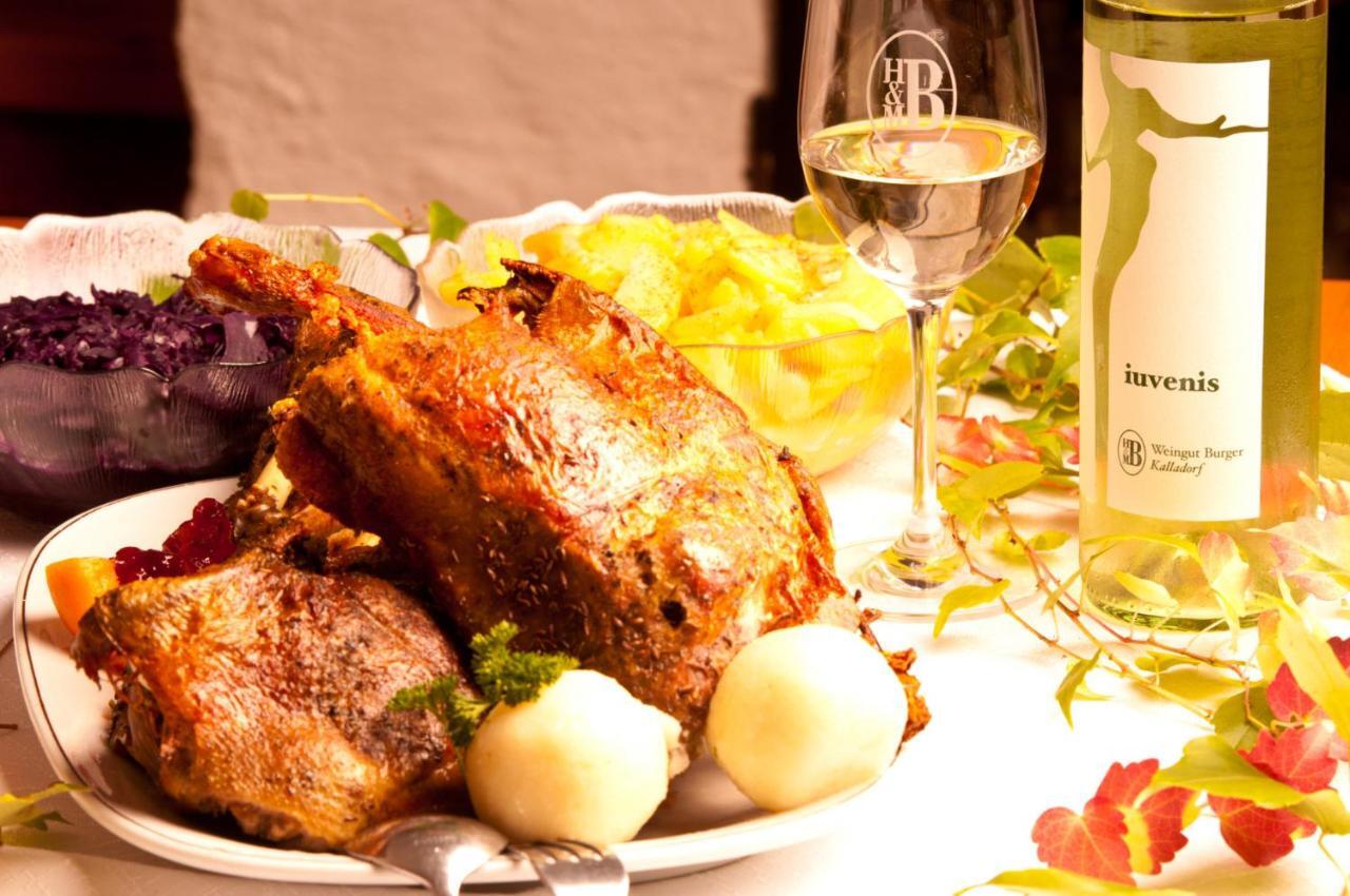 Hotel Weingut Burger Kalladorf Zewnętrze zdjęcie