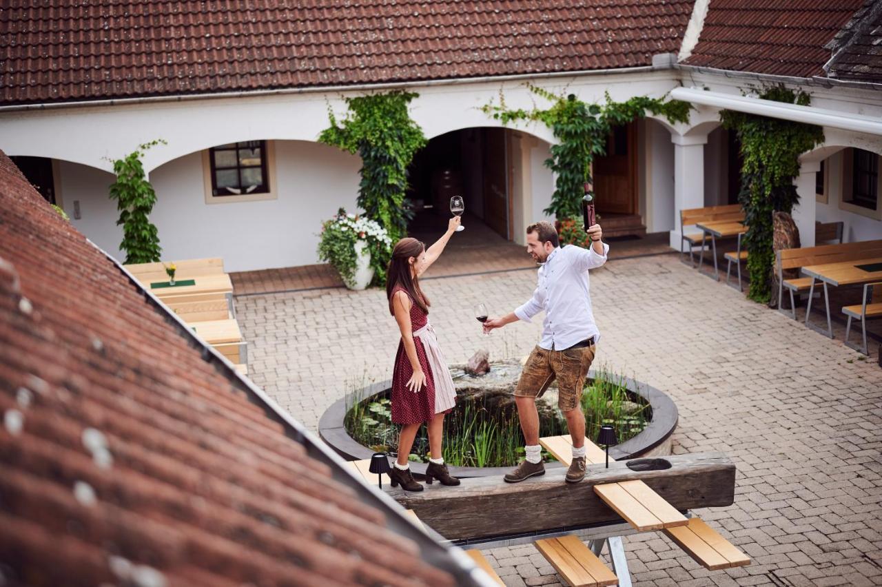 Hotel Weingut Burger Kalladorf Zewnętrze zdjęcie