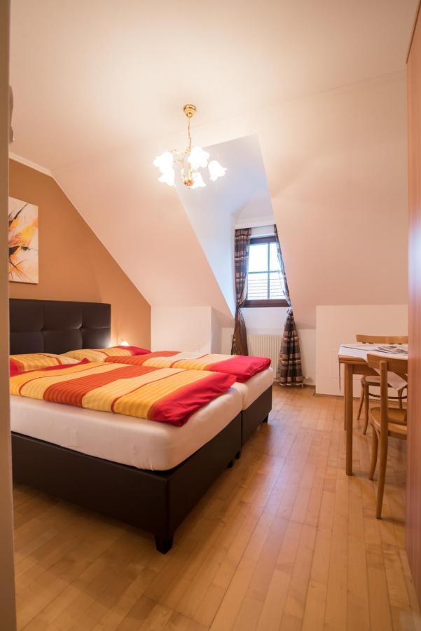 Hotel Weingut Burger Kalladorf Zewnętrze zdjęcie